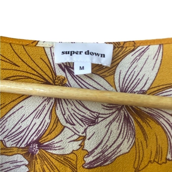 Superdown Floral Jumpsuit Size M Garden Party Bloomcore Wide Leg Spring Easter - Picture 10 of 10